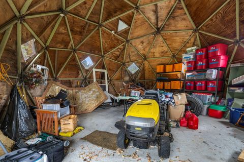 Tiny photo for 312 Edgewood Drive, Canyon City, OR 97820 (MLS # 220216750)