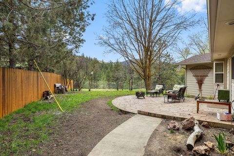 Tiny photo for 312 Edgewood Drive, Canyon City, OR 97820 (MLS # 220216750)