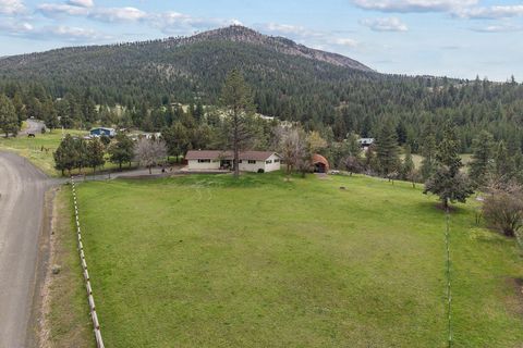 Tiny photo for 312 Edgewood Drive, Canyon City, OR 97820 (MLS # 220216750)