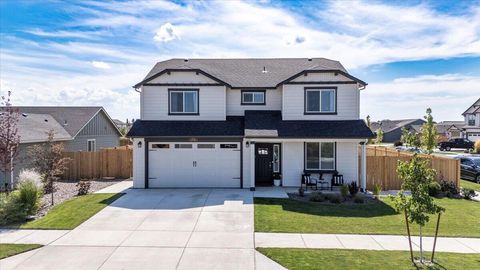 1592 NW Varnish Place Redmond OR 97756