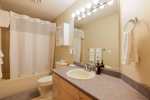 Tiny photo for 58010 Mulligan Lane, Sunriver, OR 97707 (MLS # 220212788)