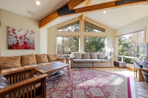 Tiny photo for 58010 Mulligan Lane, Sunriver, OR 97707 (MLS # 220212788)