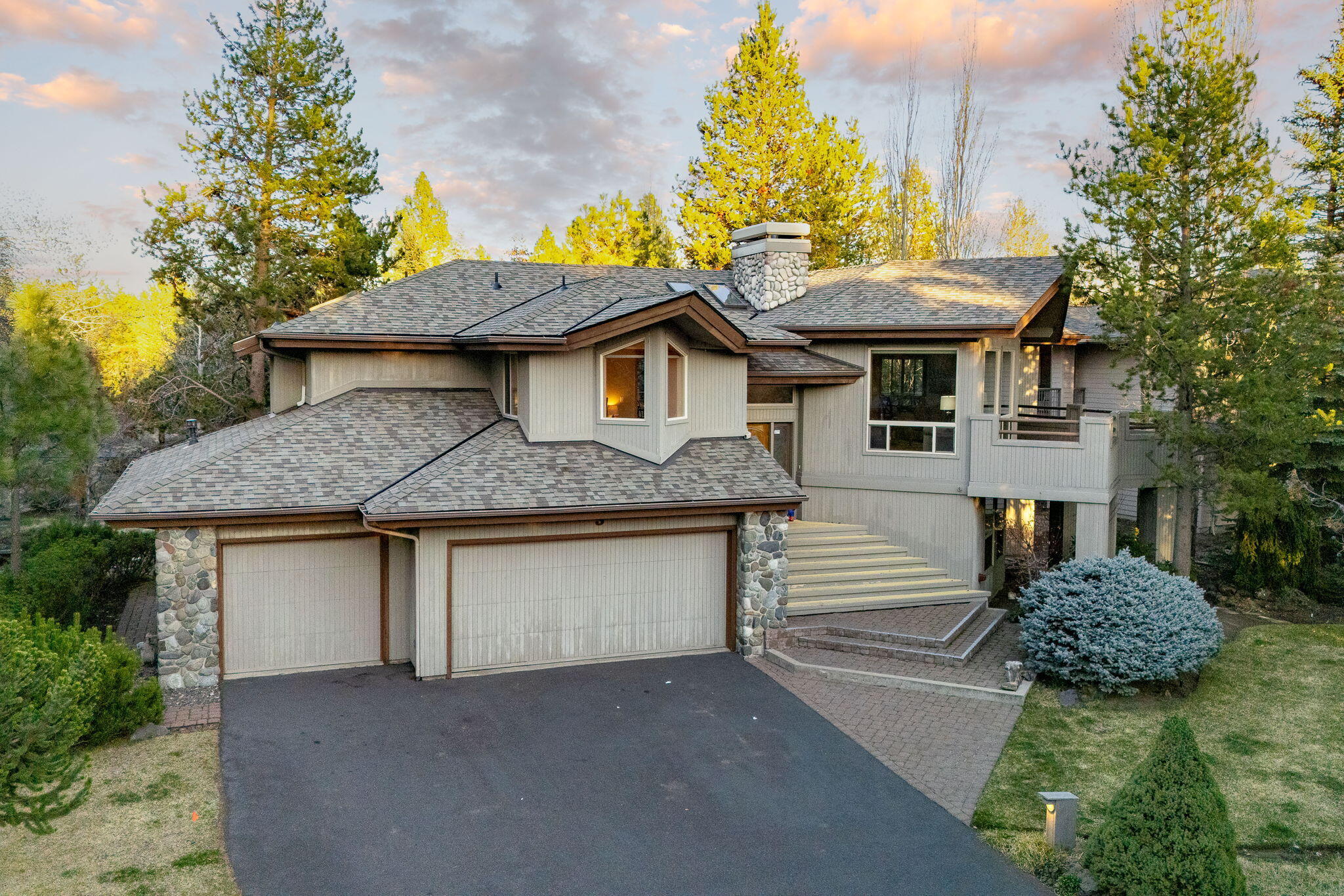 58010 Mulligan Lane
