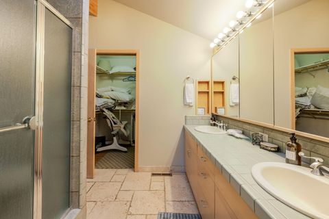 Tiny photo for 58010 Mulligan Lane, Sunriver, OR 97707 (MLS # 220212788)