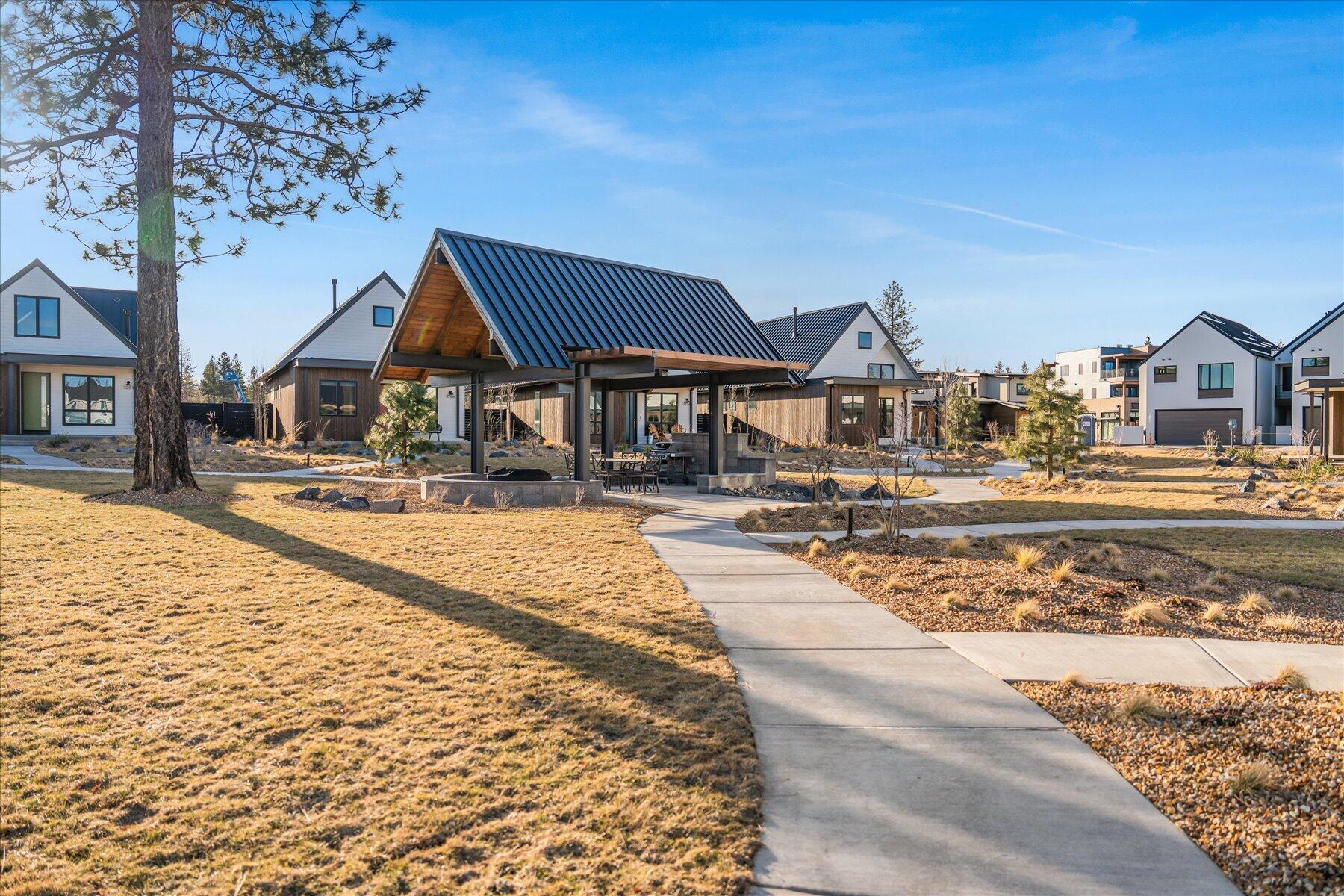 Discovery West Phase 4 - Residential