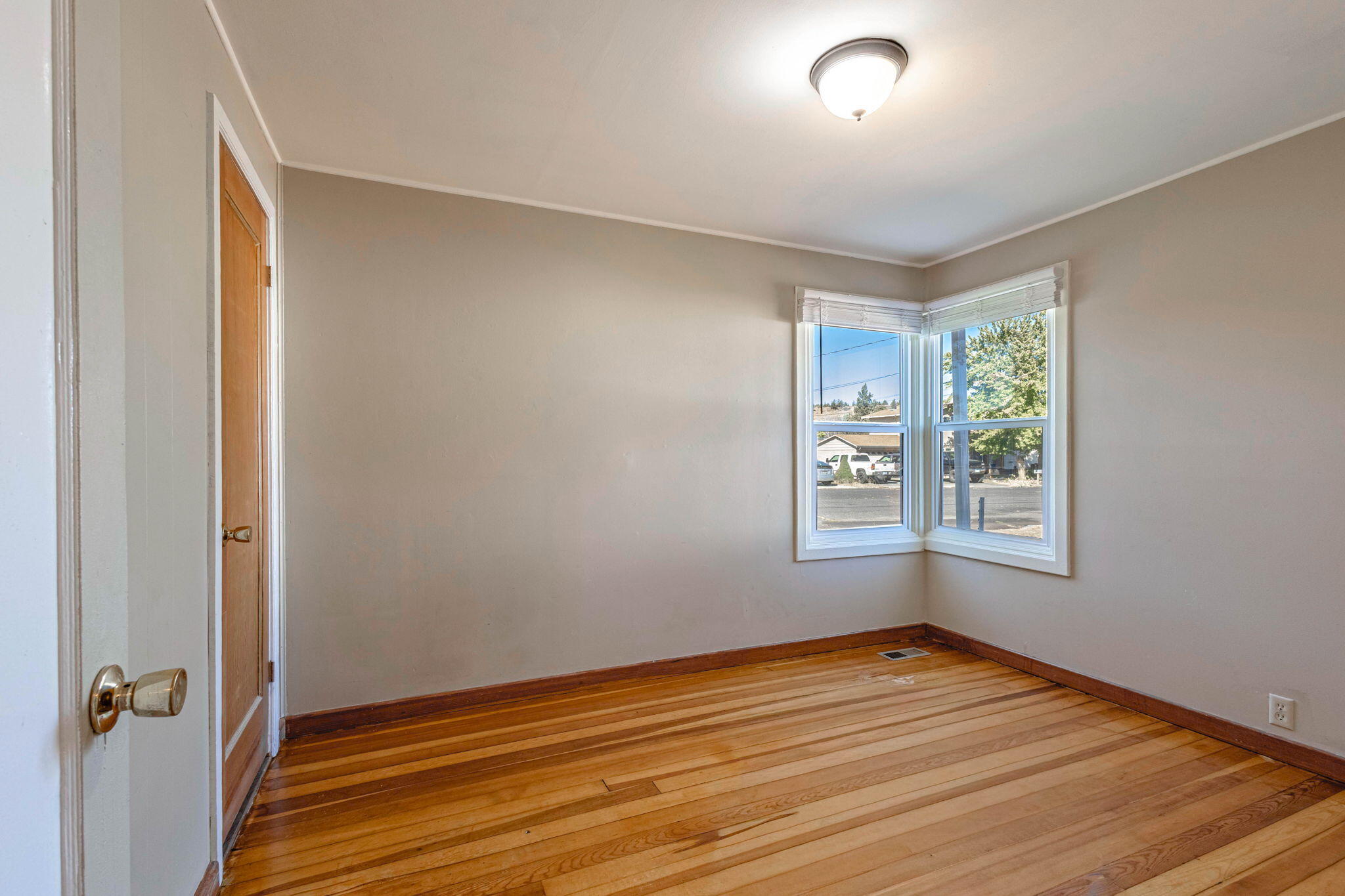 Railroad - Residential