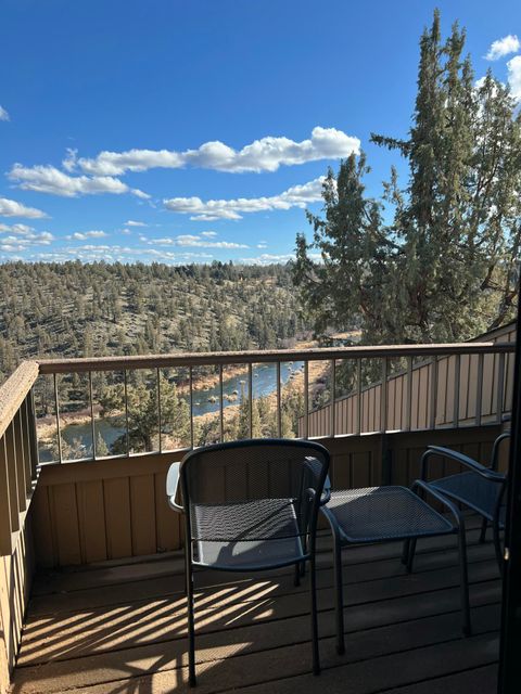 Tiny photo for 2390 Snowgoose Drive Dr #RV11D, Redmond, OR 97756 (MLS # 220215519)