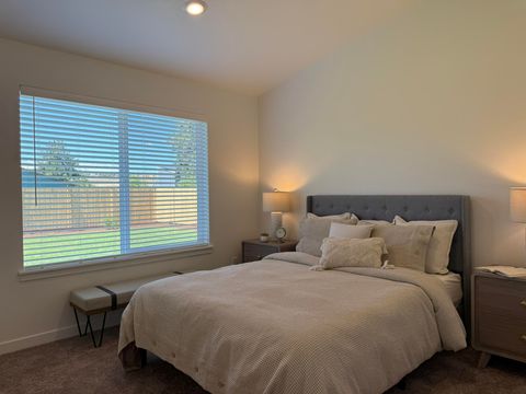 Tiny photo for 249 SE Peppermint Loop #5, Culver, OR 97734 (MLS # 220219301)