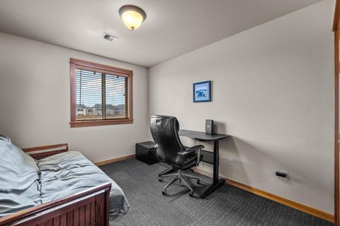 Tiny photo for 63222 Brad Street, Bend, OR 97701 (MLS # 220218406)