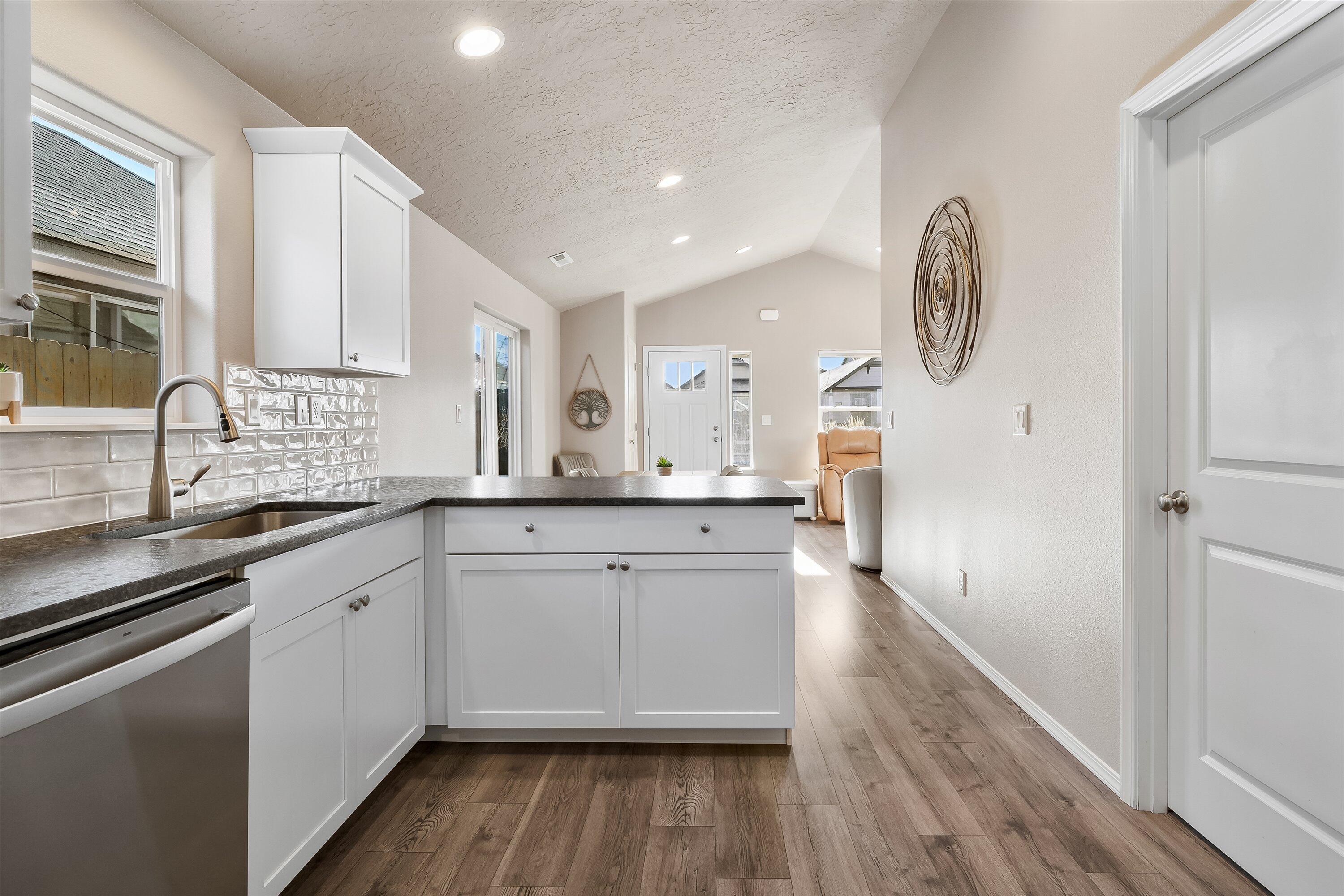 Dry Canyon - Residential