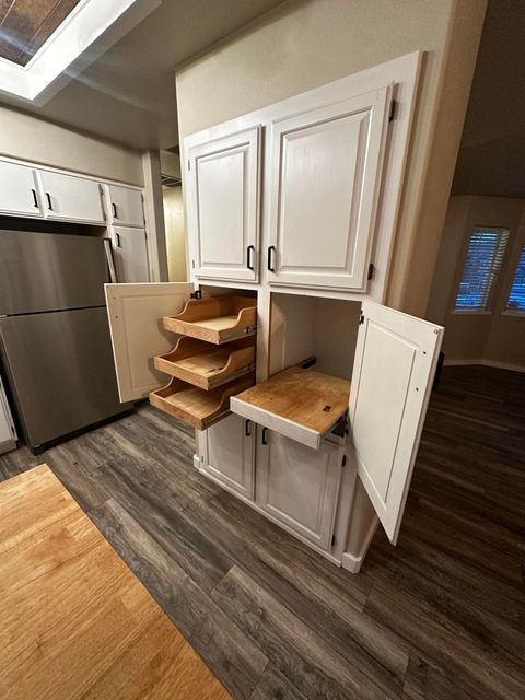 Tiny photo for 1517 Molly Lane, Grants Pass, OR 97527 (MLS # 220211529)