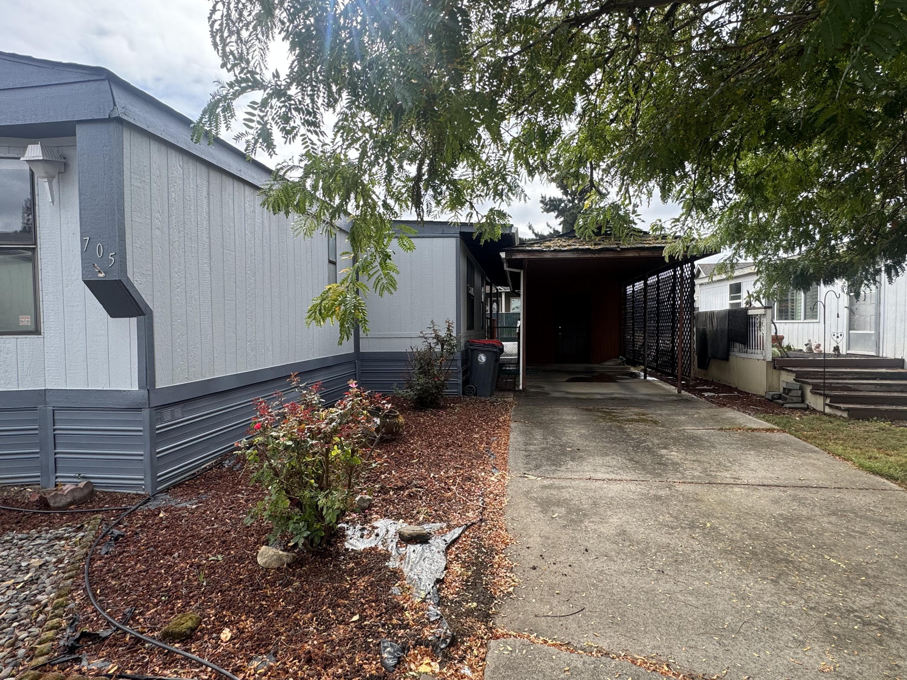 Myra Lynne Mobile Home Community - Residential