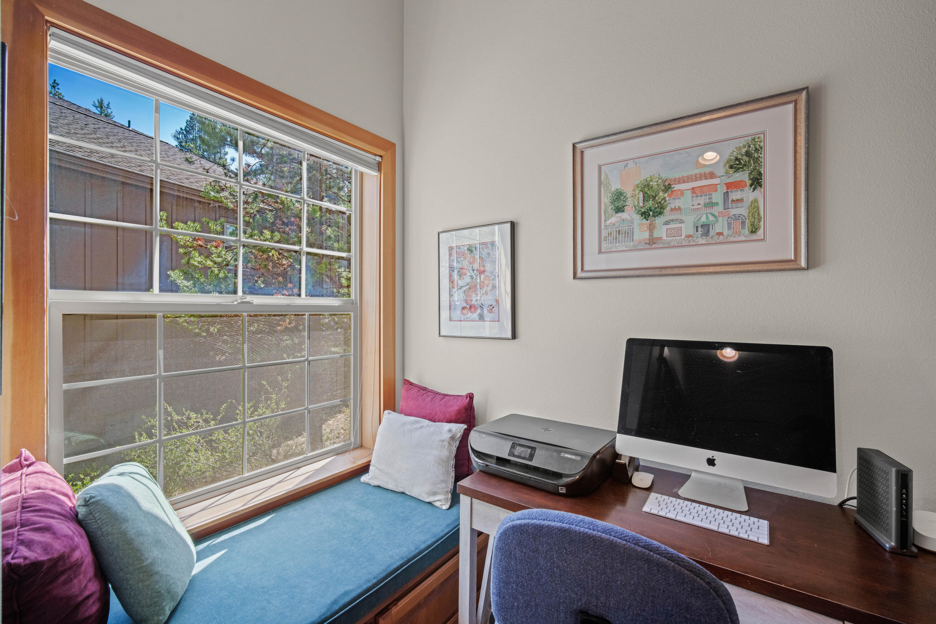 Fairway Crest Village - Residential