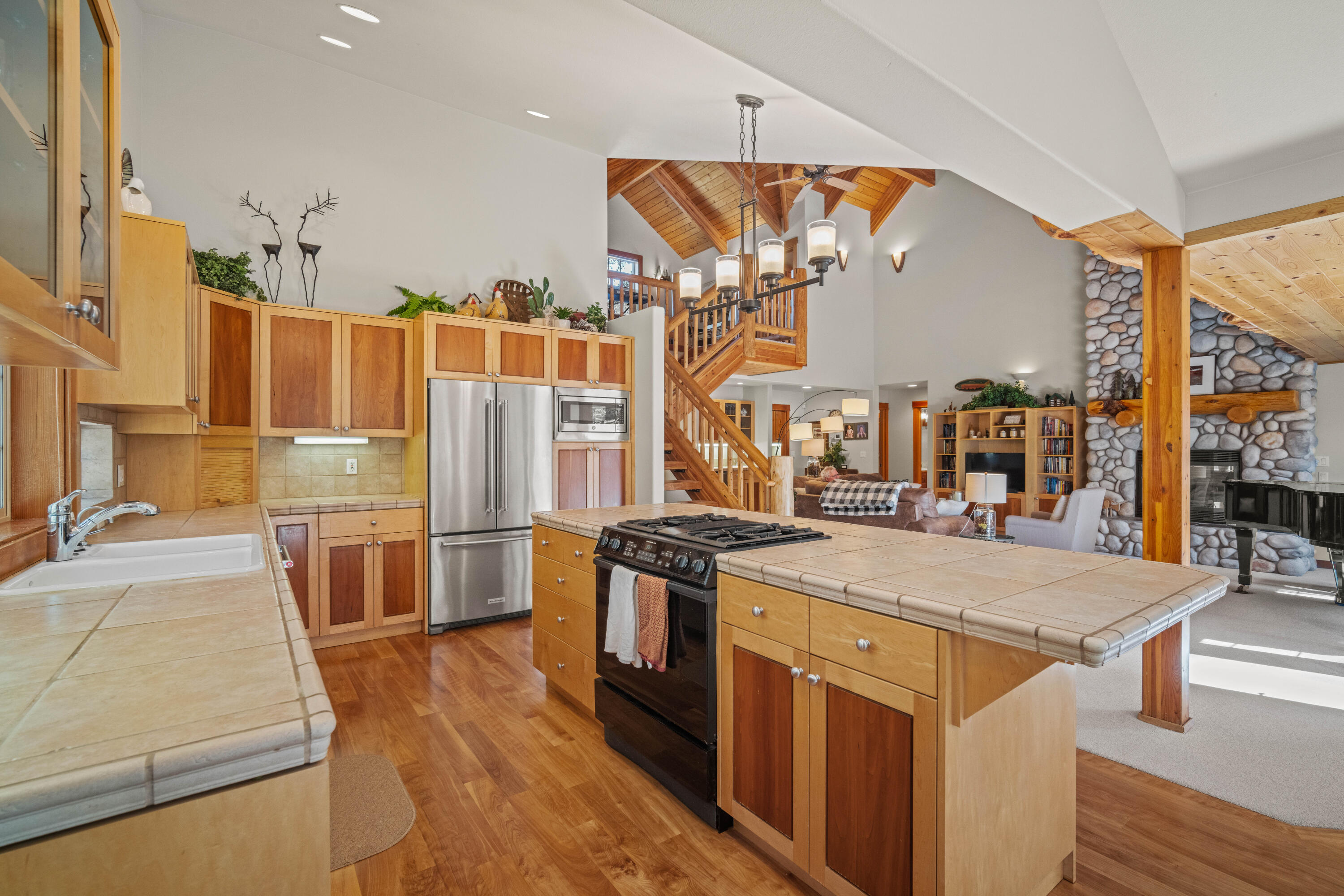 Fairway Crest Village - Residential