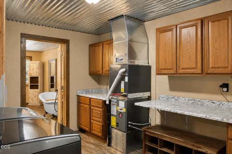 Tiny photo for 15408 Ponderosa Loop, La Pine, OR 97739 (MLS # 220225129)