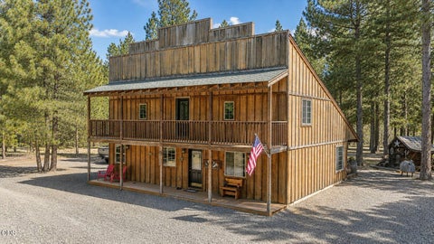 Tiny photo for 15408 Ponderosa Loop, La Pine, OR 97739 (MLS # 220225129)