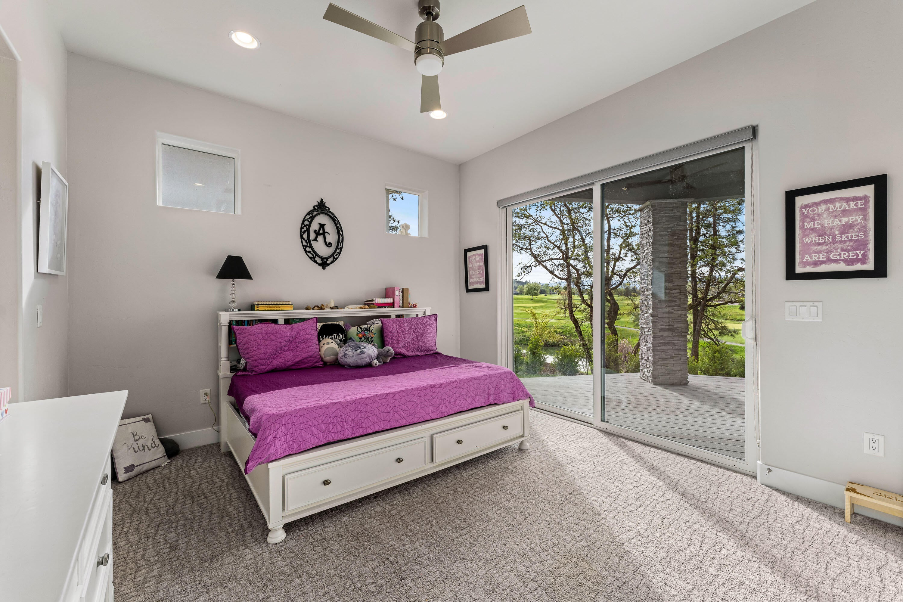 32 Pebble Creek Dr, Eagle Point, OR, 97524, USA, 5 Bedrooms Bedrooms, ,5 BathroomsBathrooms,Residential,Active,32 Pebble Creek Dr,220219651
