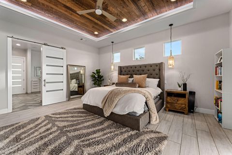 Tiny photo for 32 Pebble Creek Drive, Eagle Point, OR 97524 (MLS # 220219651)