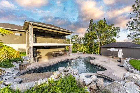 Tiny photo for 32 Pebble Creek Drive, Eagle Point, OR 97524 (MLS # 220219651)