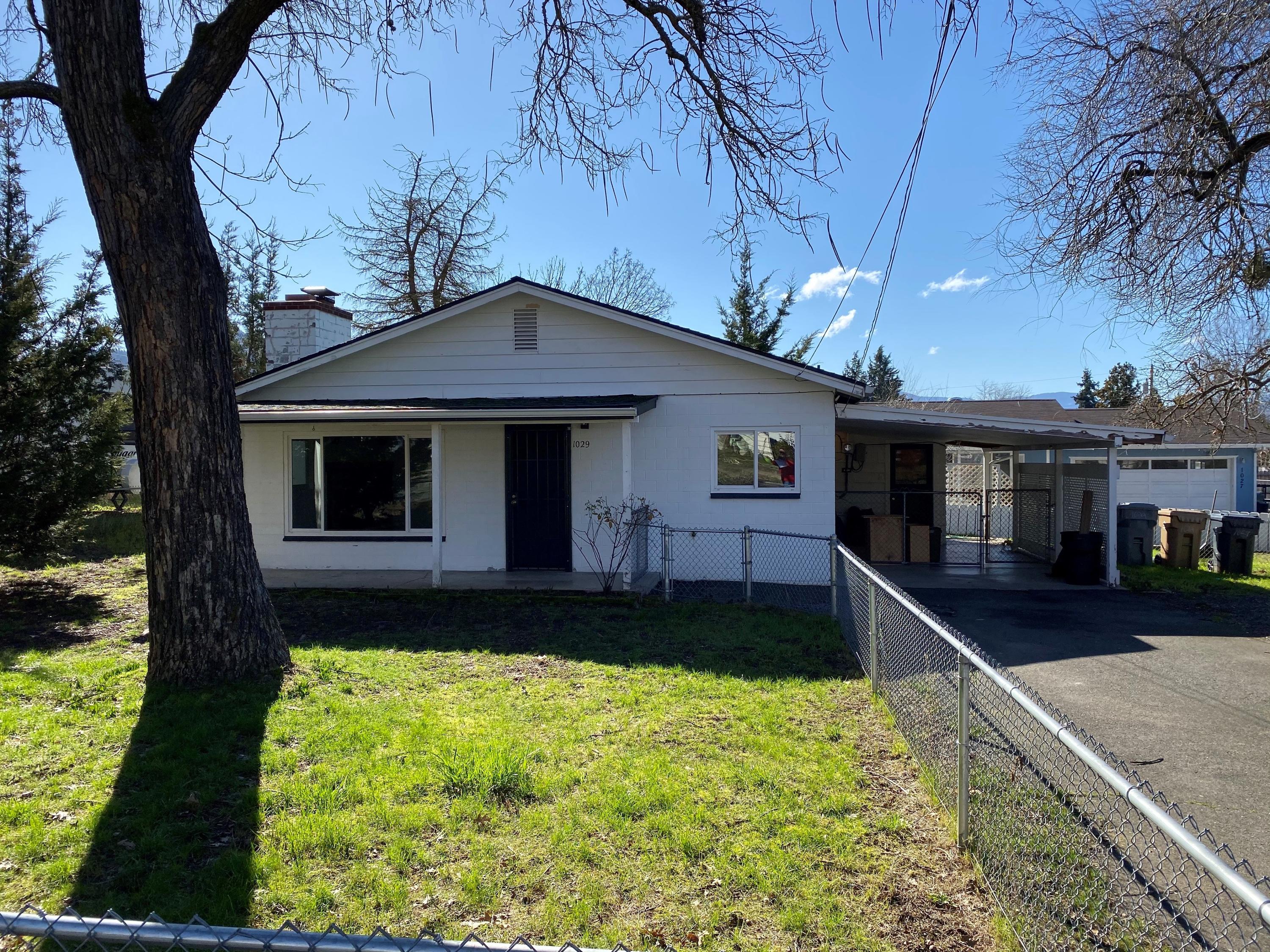 Madrona Heights - Residential