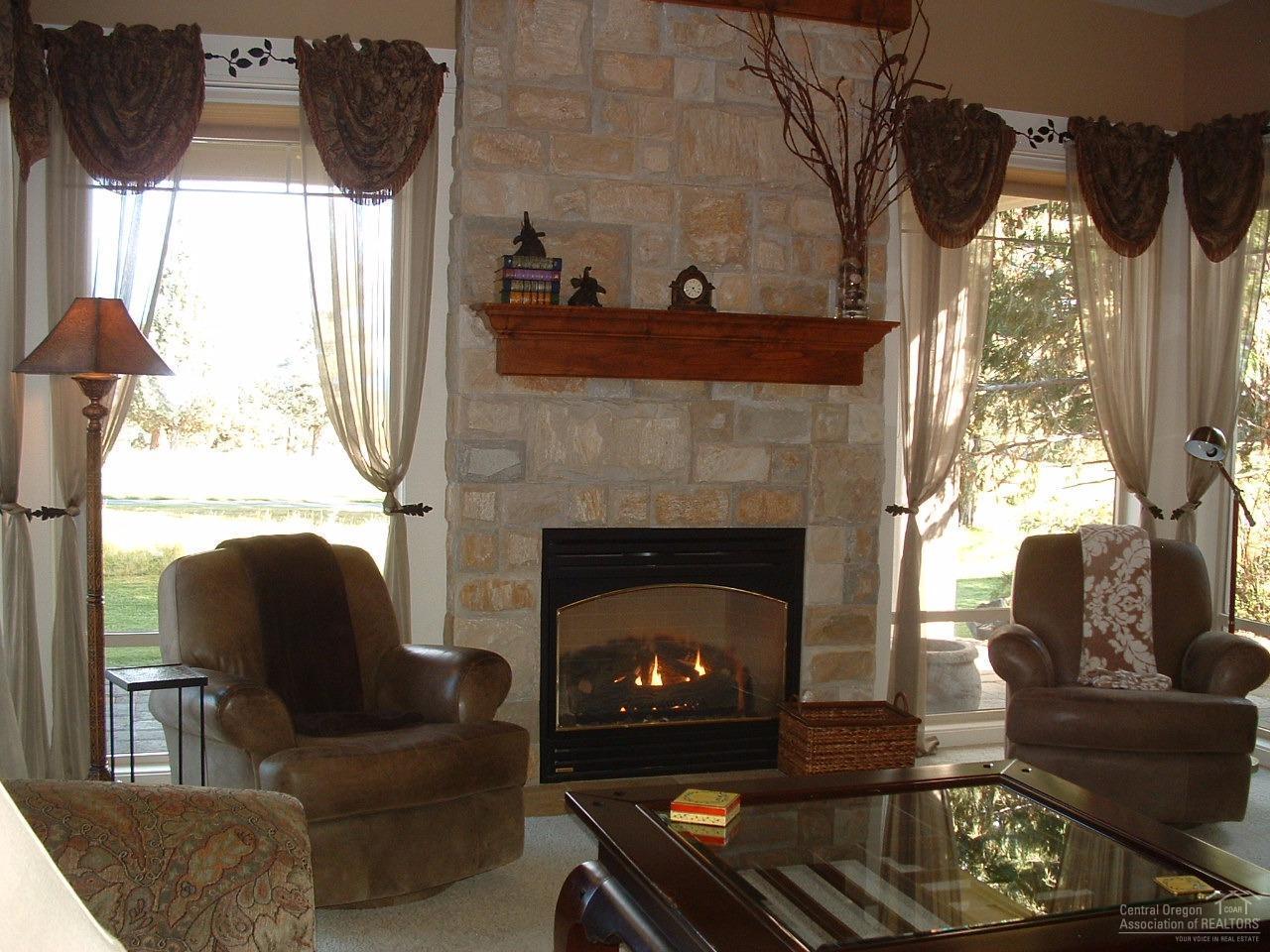 Eagle Crest - Residential