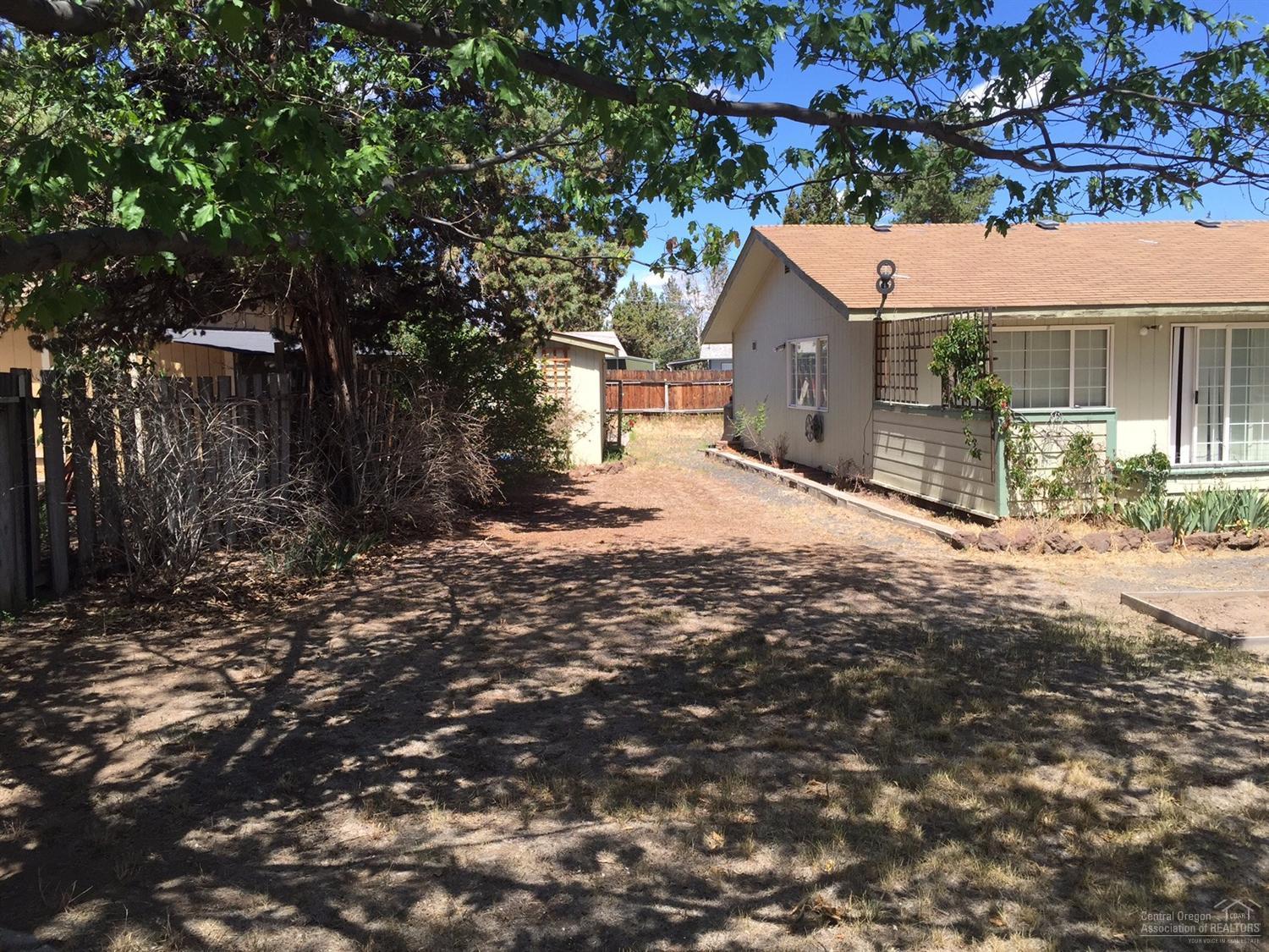 Meadowbrook Estate - Residential