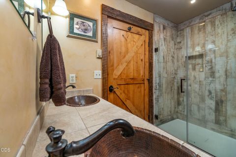 Tiny photo for 16470 SW Highway 126, Powell Butte, OR 97753 (MLS # 220224534)