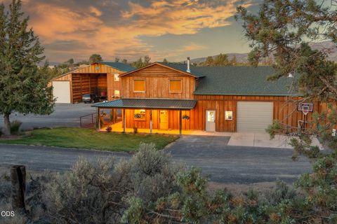 Photo of 16470 SW Highway 126, Powell Butte, OR 97753 (MLS # 220224534)