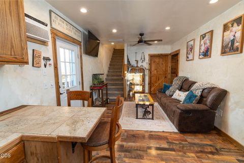 Tiny photo for 16470 SW Highway 126, Powell Butte, OR 97753 (MLS # 220224534)