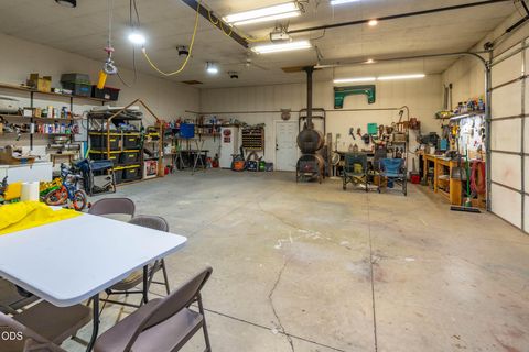Tiny photo for 16470 SW Highway 126, Powell Butte, OR 97753 (MLS # 220224534)