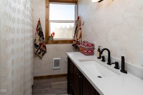 Tiny photo for 16470 SW Highway 126, Powell Butte, OR 97753 (MLS # 220224534)