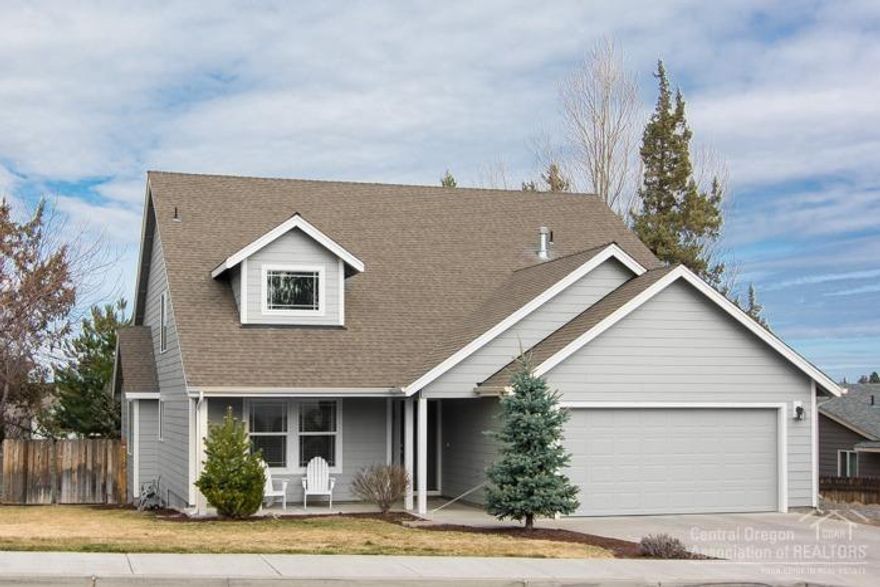 Irresistible home located in the desirable Stonehedge neighborhood within close proximity of the Dry Canyon Trail! Outstanding open floor plan with dramatic vaulted ceilings, formal dining or office space, granite counters in kitchen with stainless steel appliances and new tile floor in bathrooms and laundry. Master is on the main level and features a soaker tub and access to back deck. New exterior paint and stain on deck, RV area, sprinkler system and fully fenced backyard. Call today for availability!