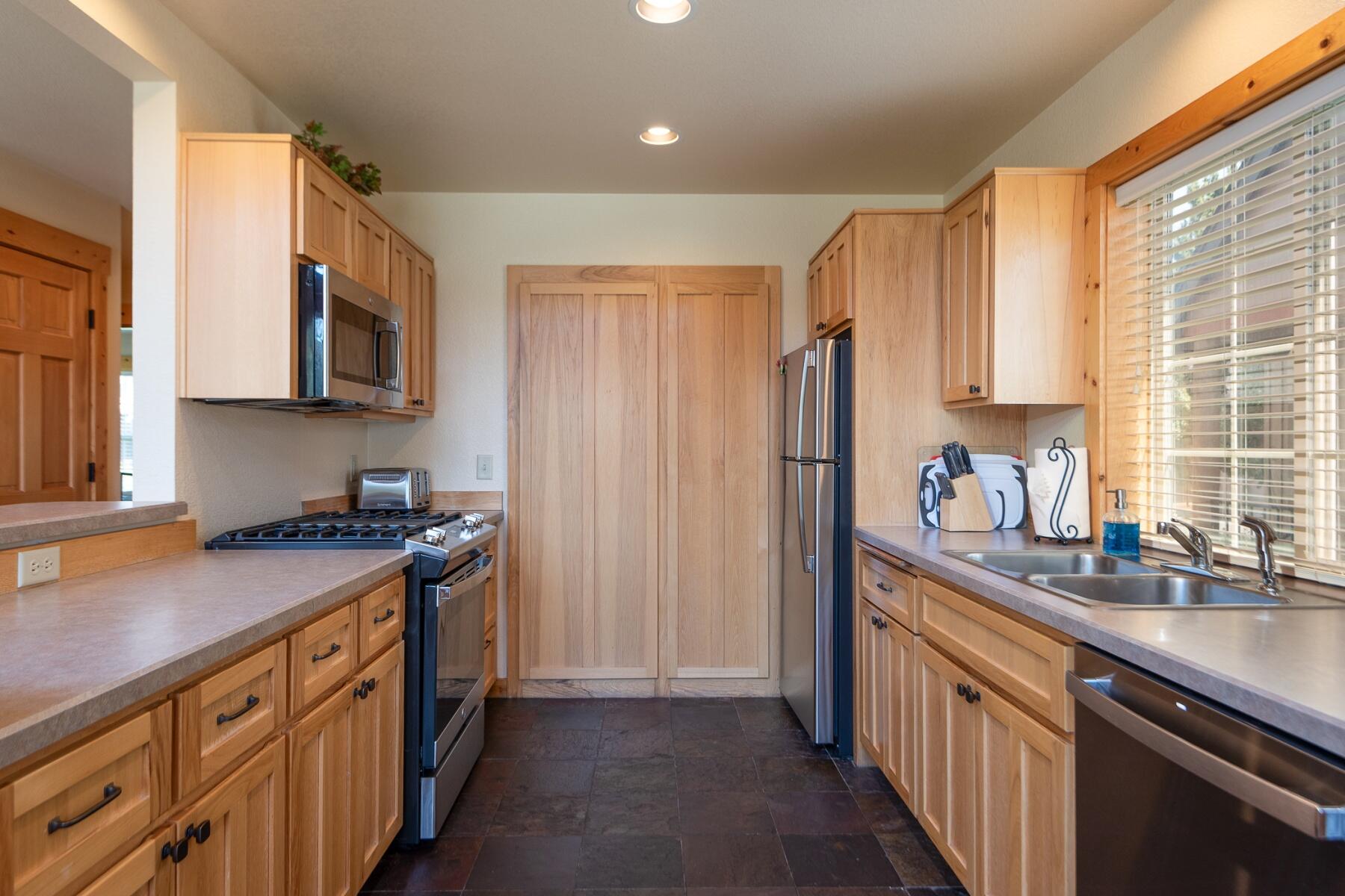 Eagle Crest - Residential