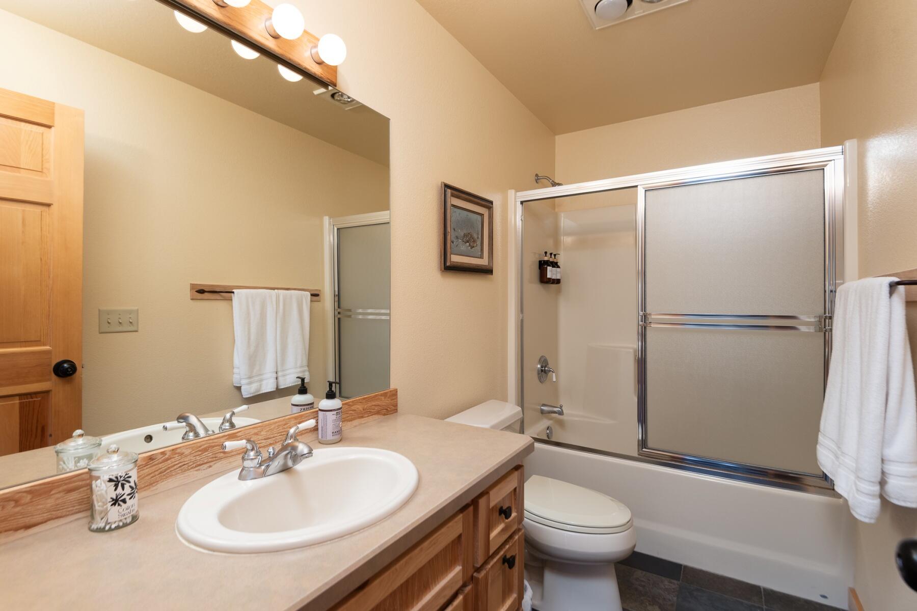 Eagle Crest - Residential