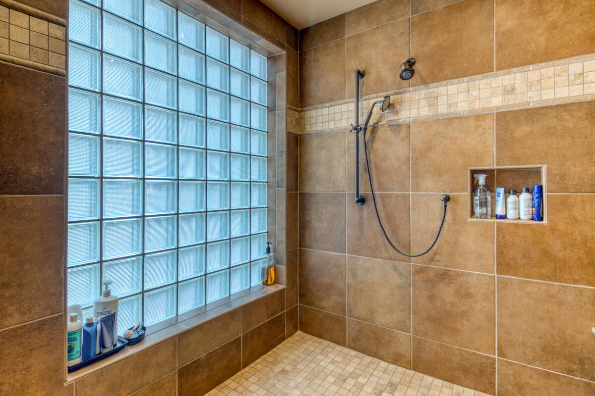 Aspen Lakes Golf Est - Residential