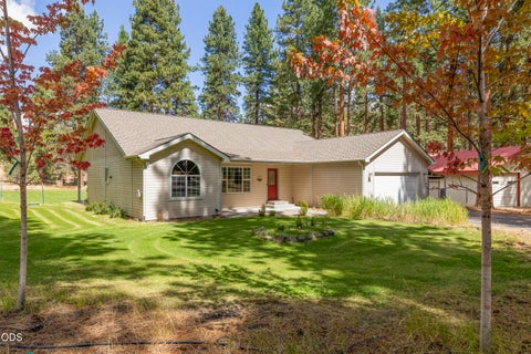 Photo of 12473 Overland Drive, Klamath Falls, OR 97603 (MLS # 220228441)