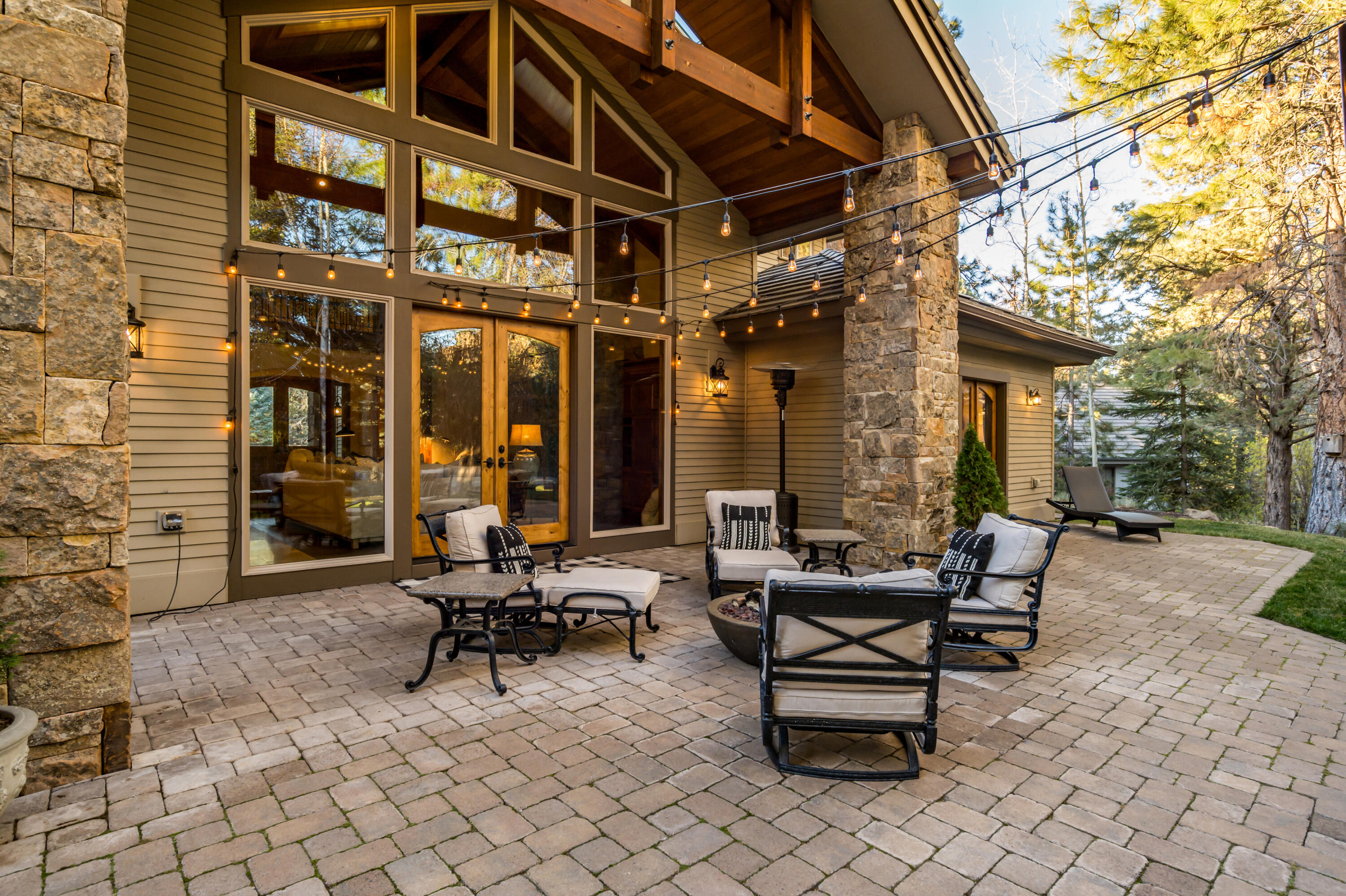 Broken Top - Residential