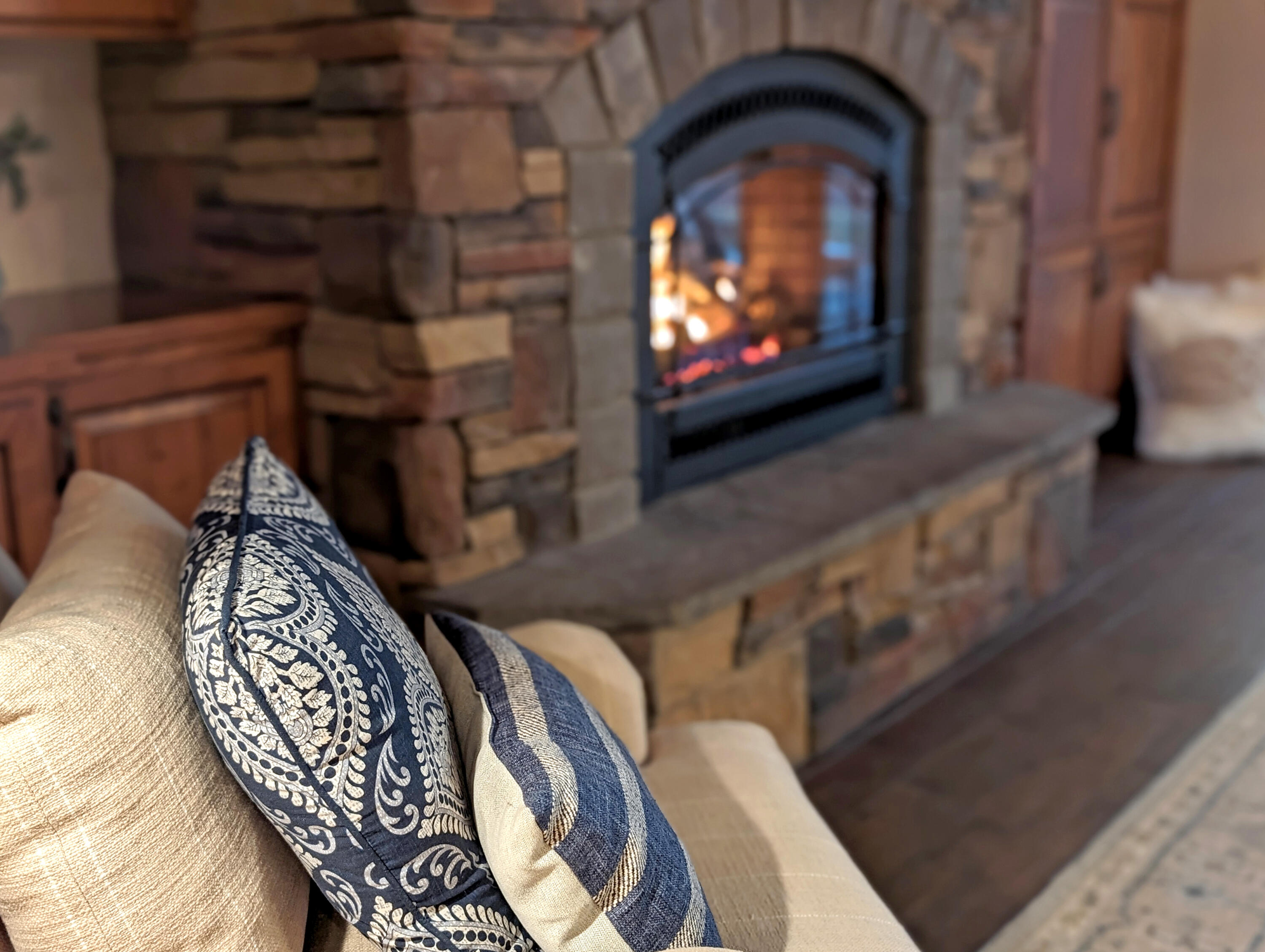 Broken Top - Residential