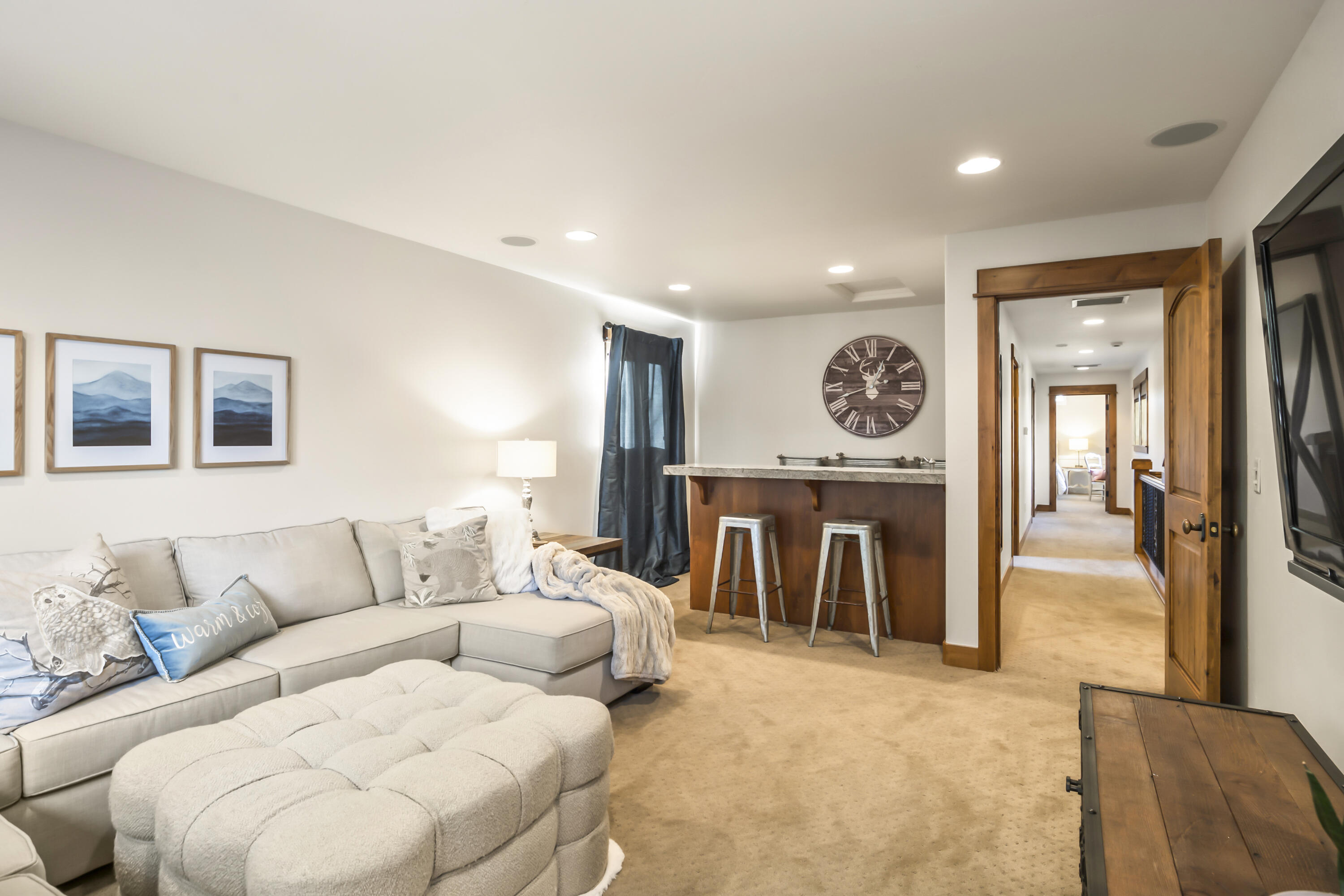 Broken Top - Residential