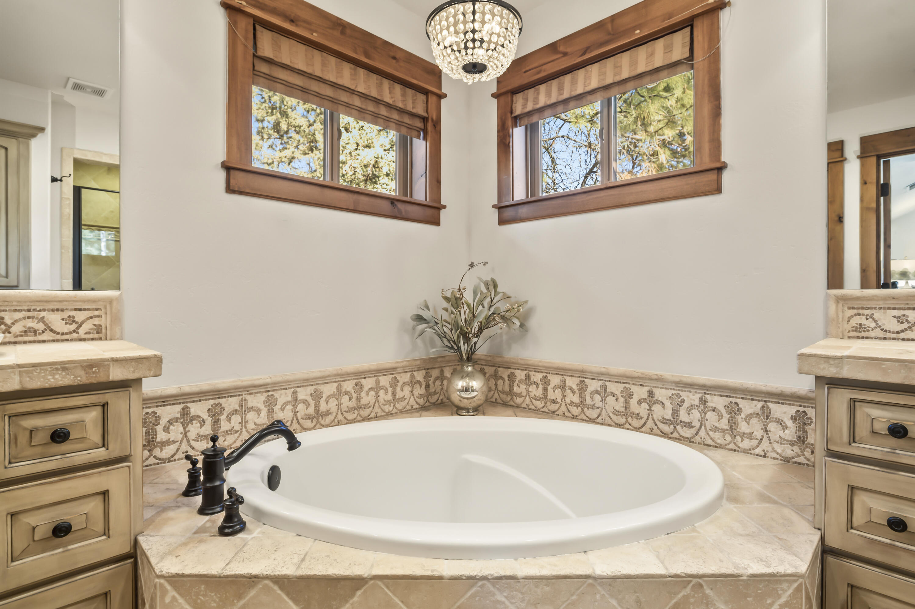 Broken Top - Residential