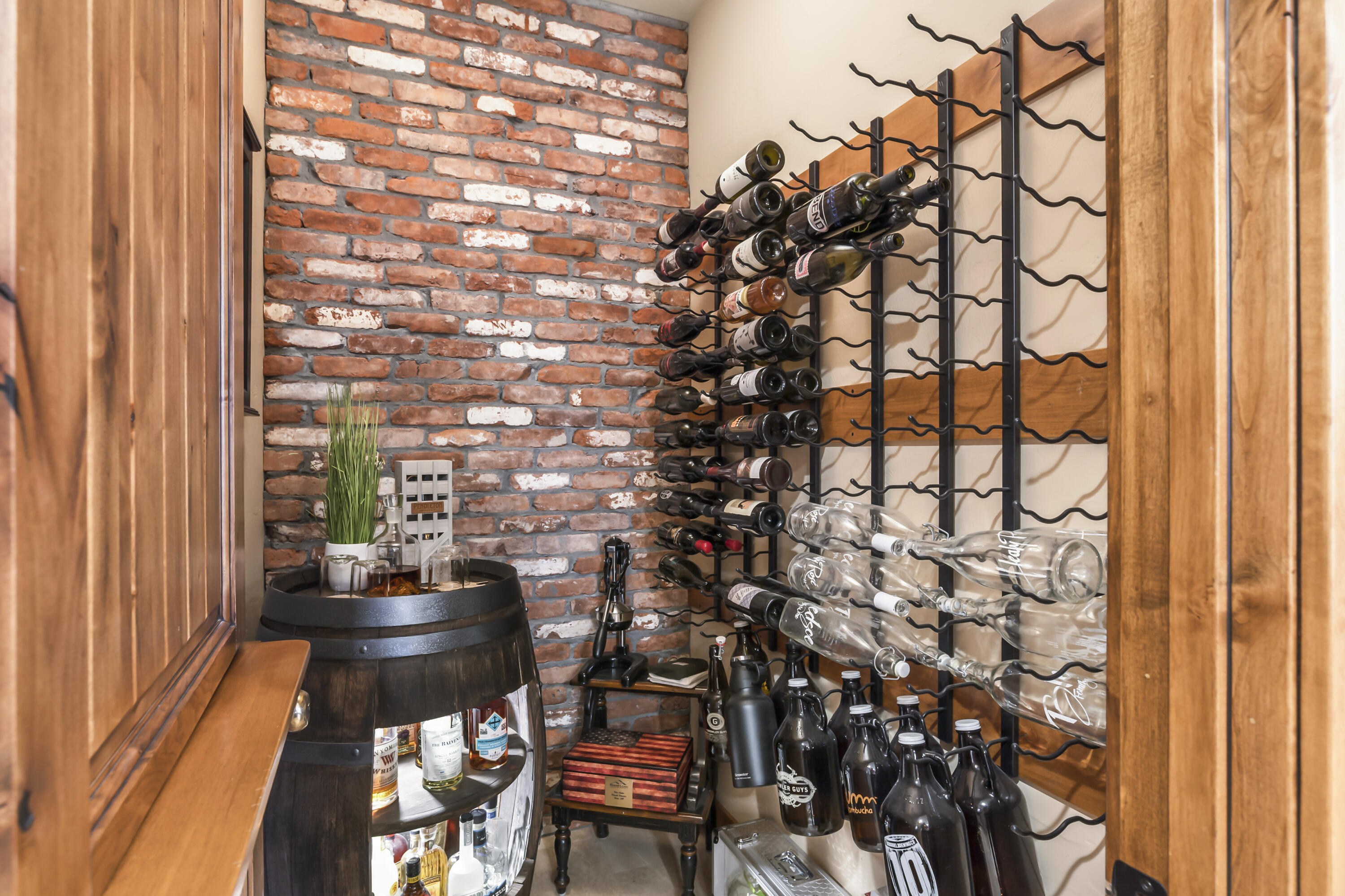 Broken Top - Residential