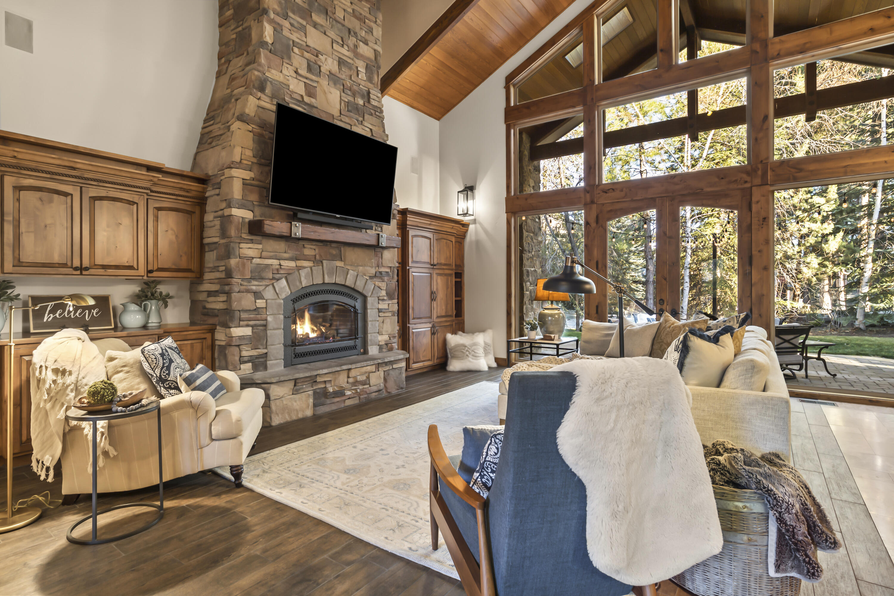 Broken Top - Residential