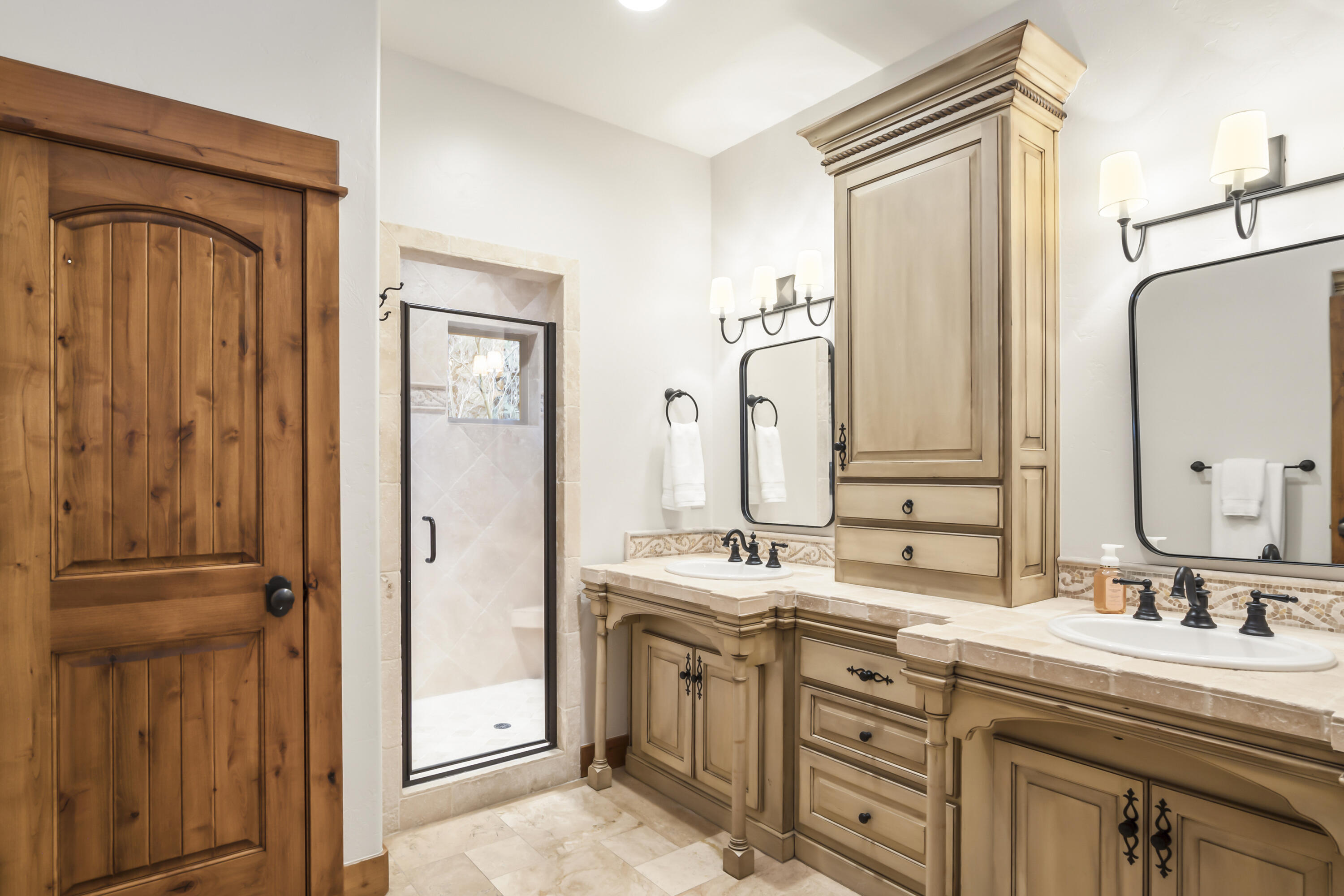 Broken Top - Residential