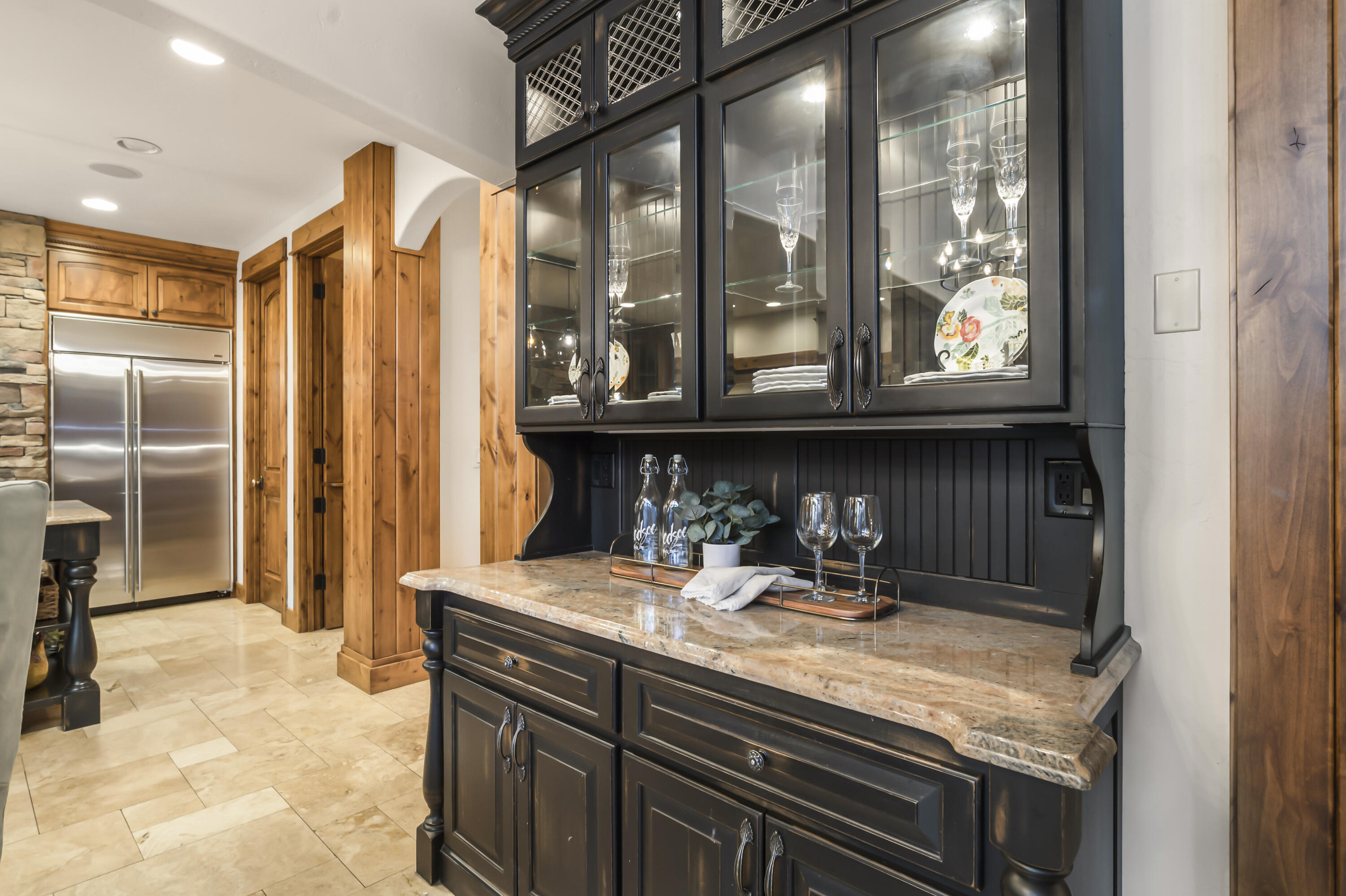 Broken Top - Residential