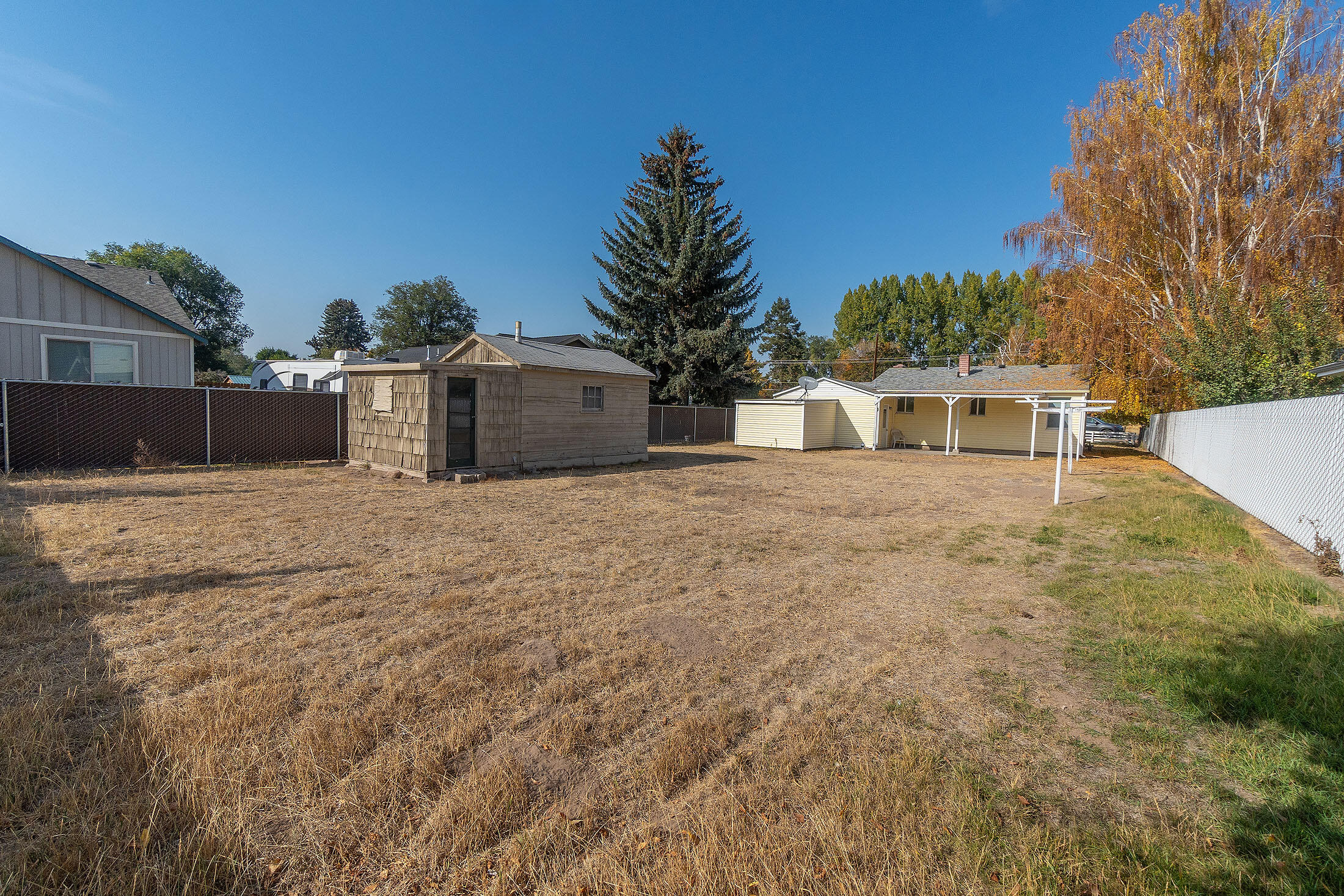 Schnoors - Residential