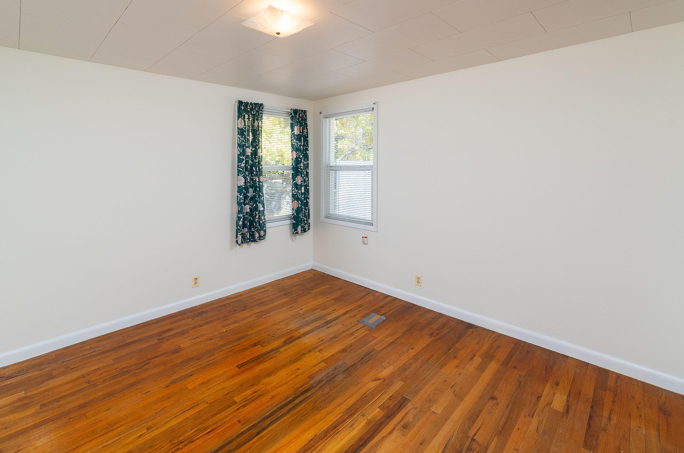 Schnoors - Residential