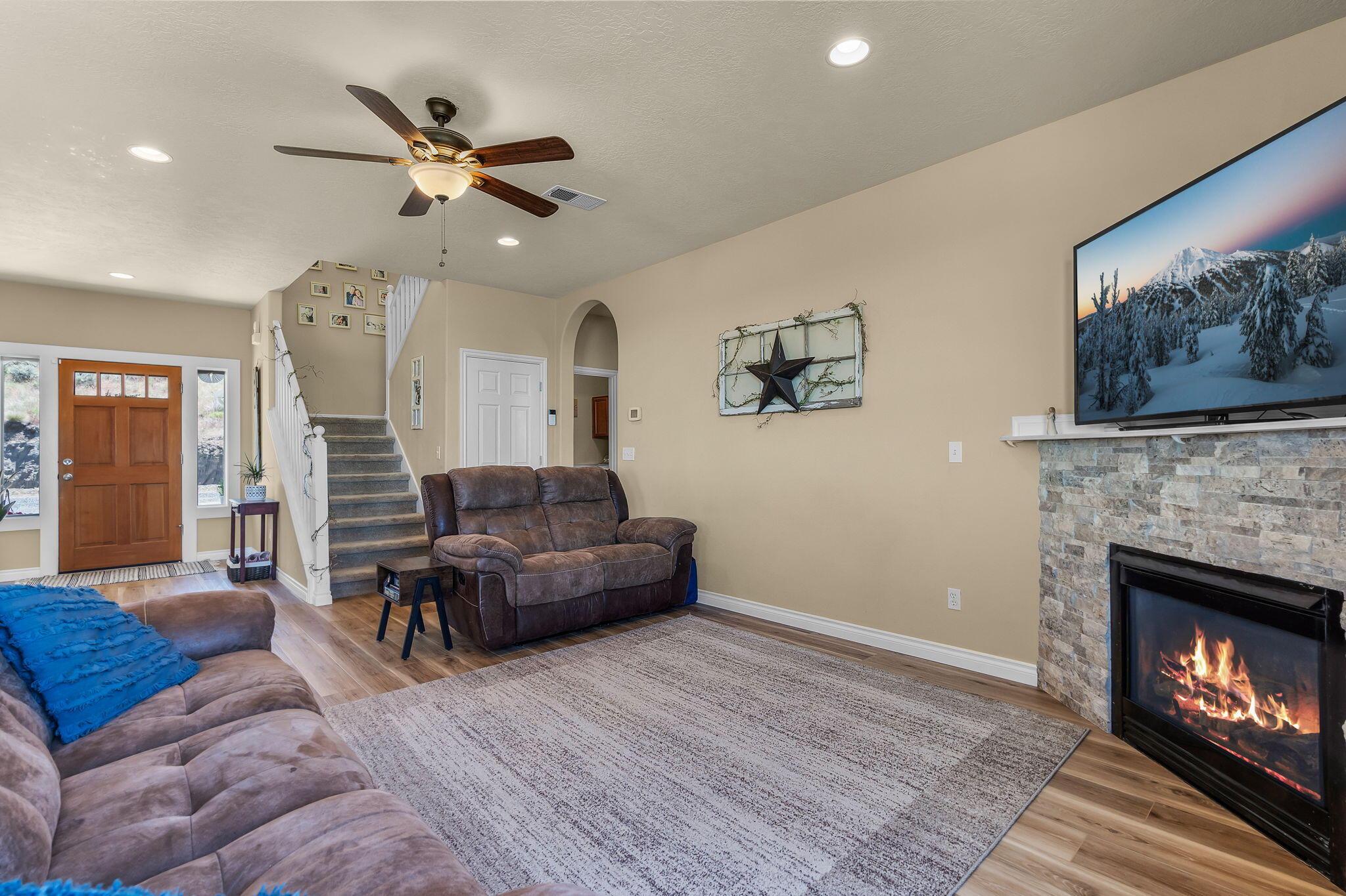 Canyon View - Residential