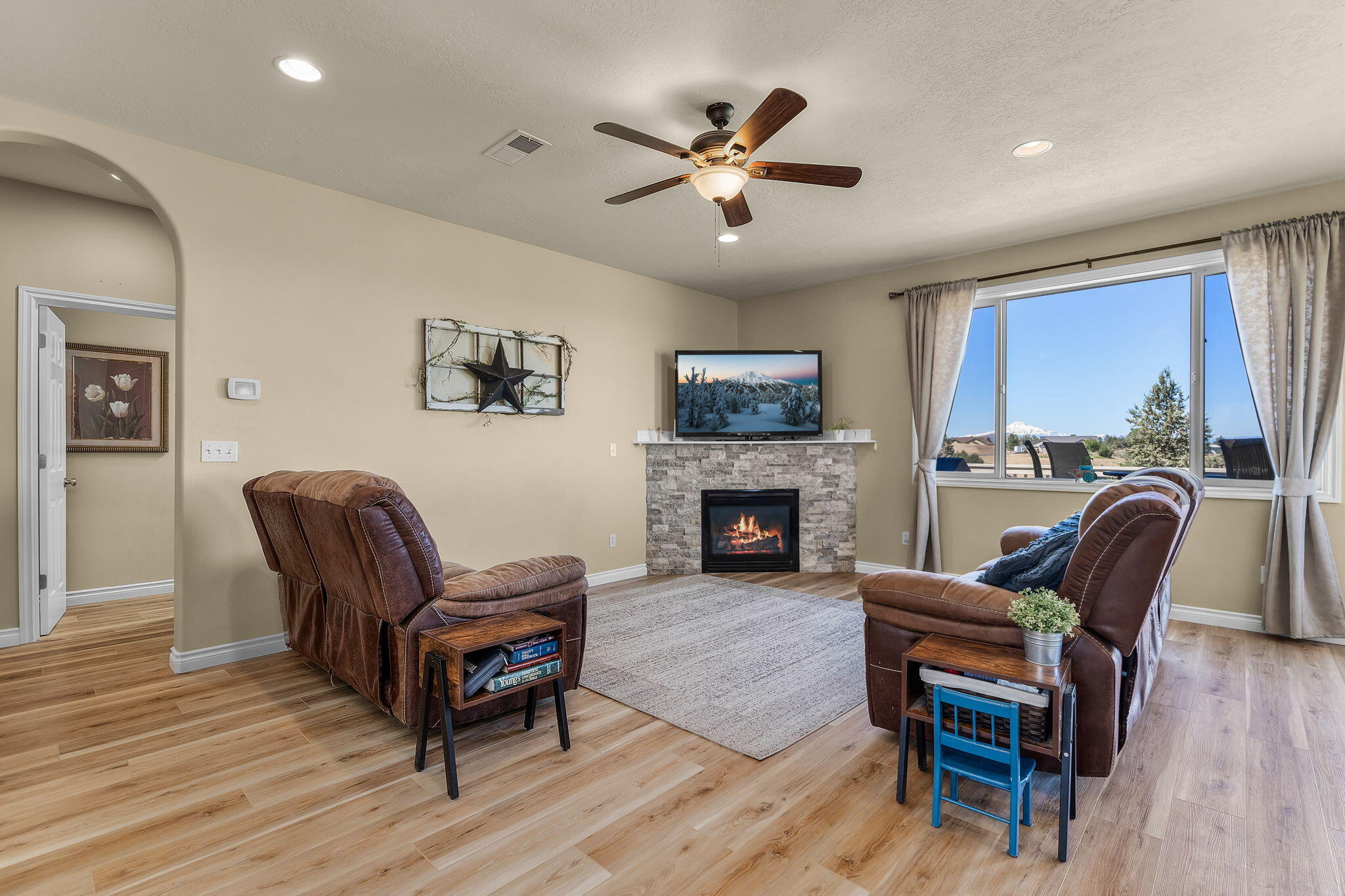 Canyon View - Residential