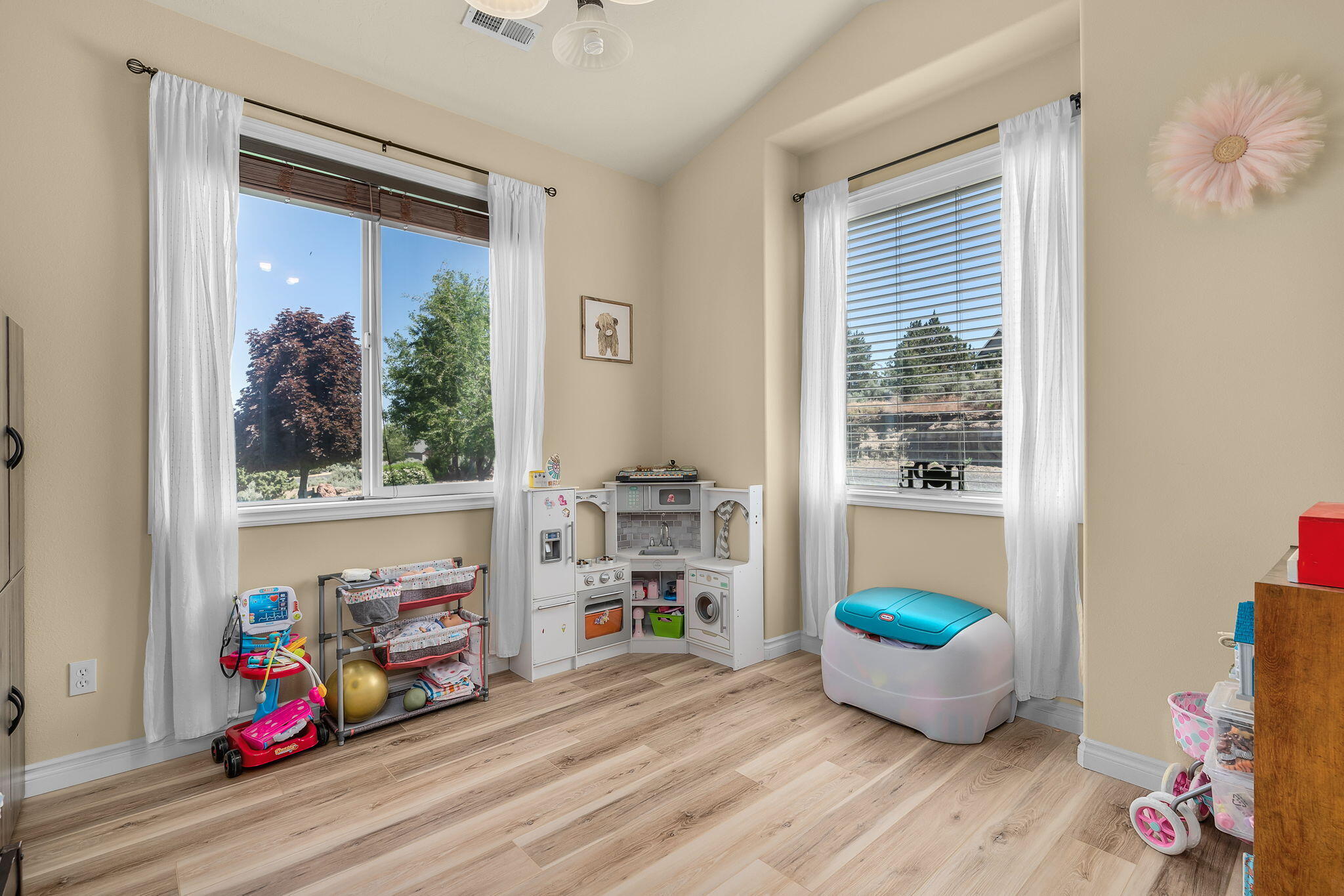 Canyon View - Residential