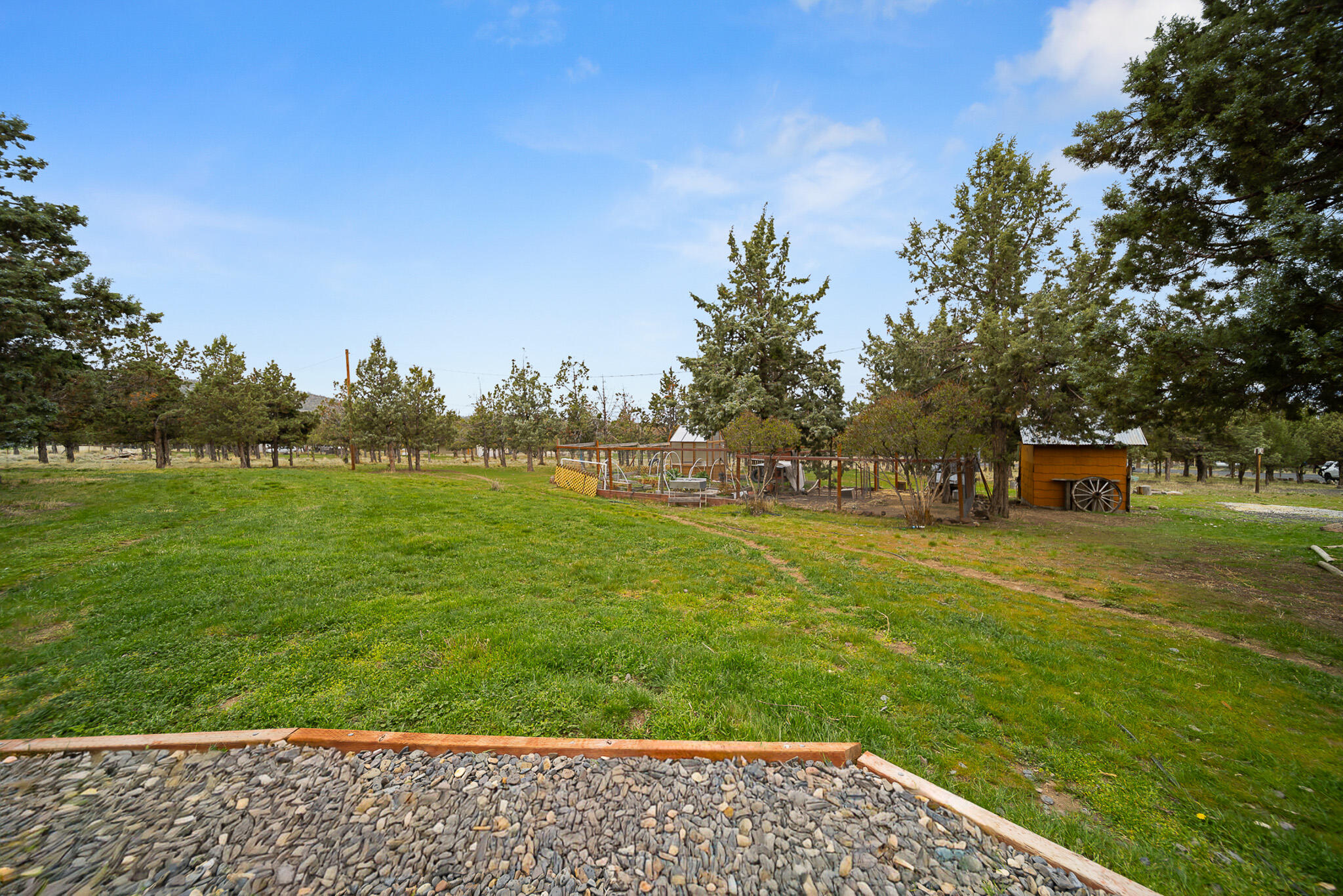 2260 SE Highland Road